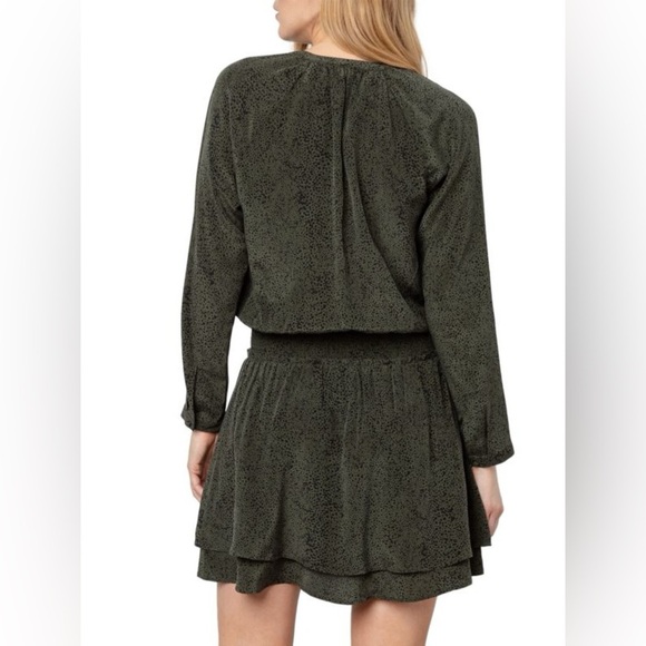 RAILS Jasmine Olive Speckled Rayon & Spandex Tiered Smocked V Neck Dress - Picture 6 of 8